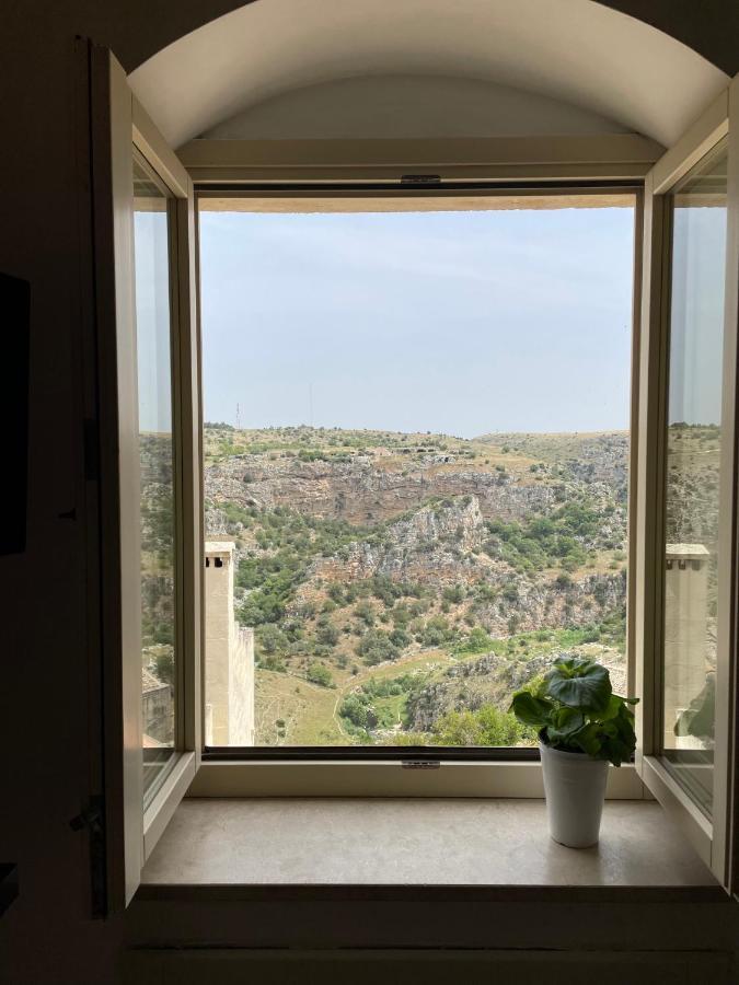 Dimora La Gravina Bed & Breakfast Matera Exterior photo