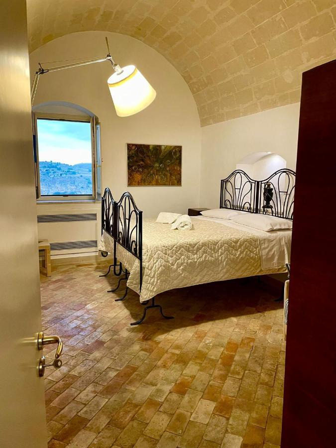 Dimora La Gravina Bed & Breakfast Matera Exterior photo